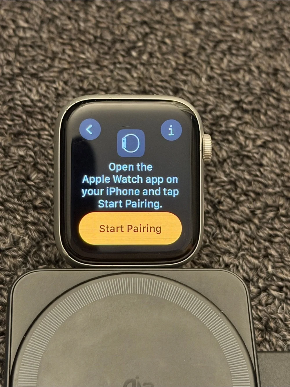 Apple Watch SE 44mm Nike Edition - Watch Only